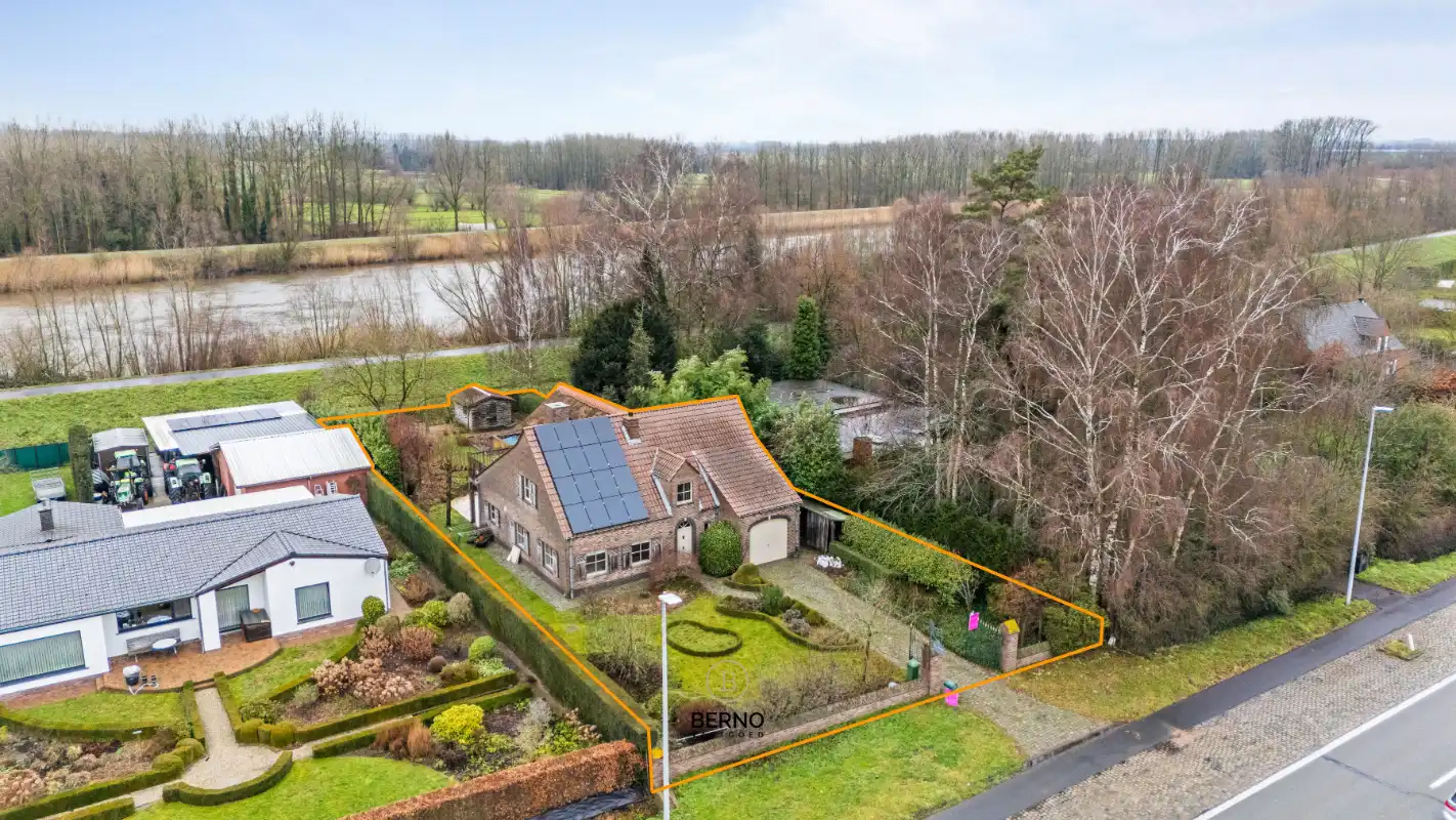 Uitzonderlijke woning op 1.134m² foto {{pictureIndex}}