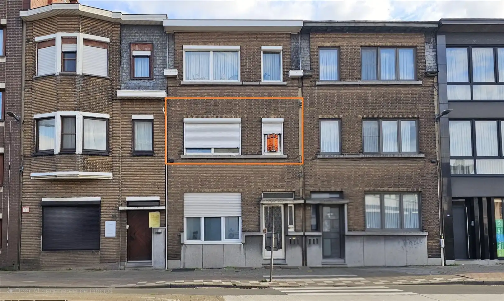 Modern ingericht appartement met 1 slaapkamer. foto 12