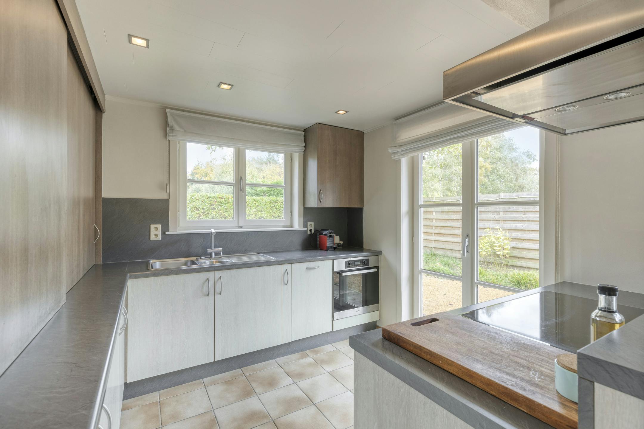 Charmante woning te koop gelegen in een oase van rust foto 5