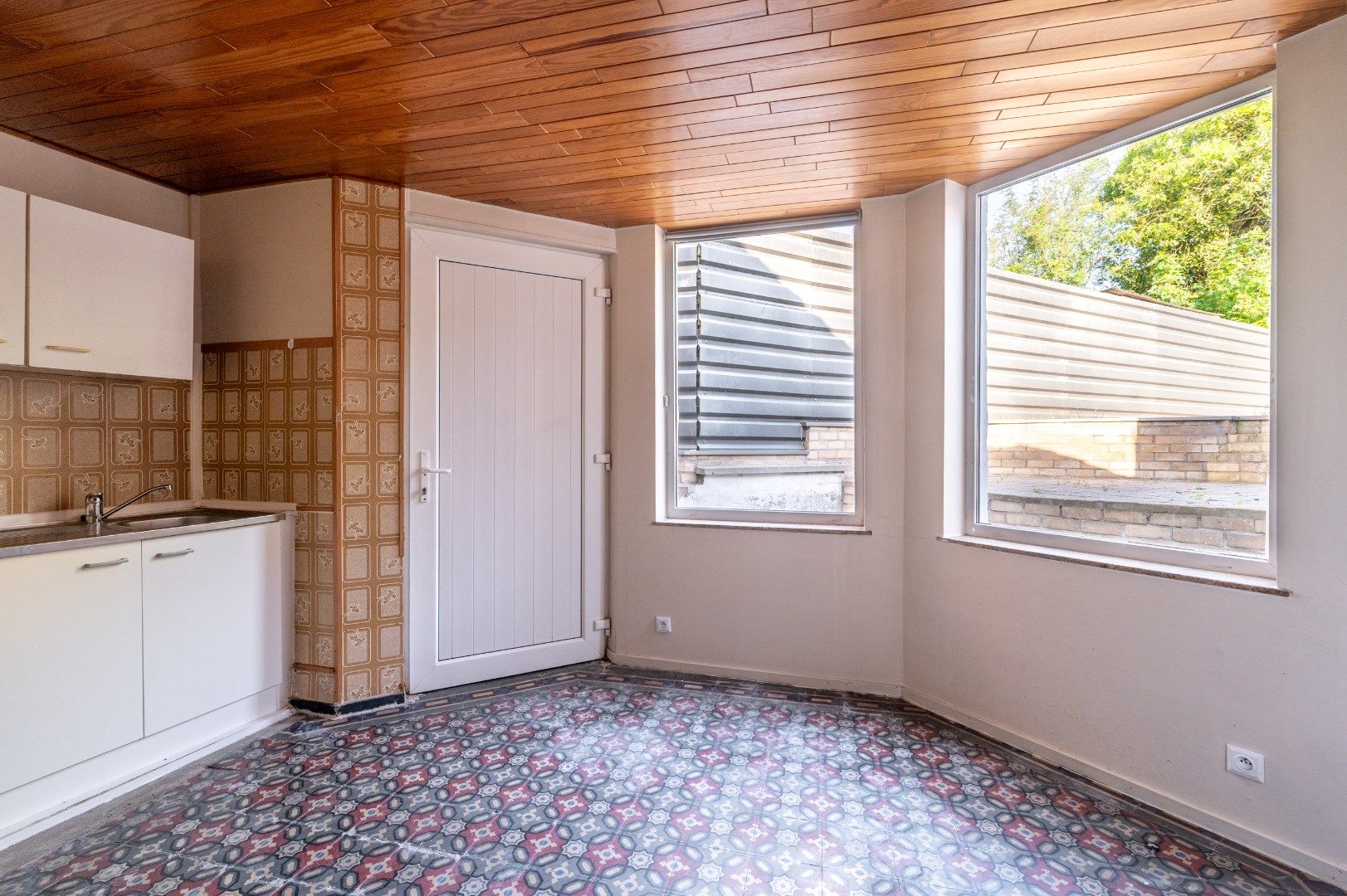 Centraal gelegen huis met 3 kamers en een aangename tuin foto 13