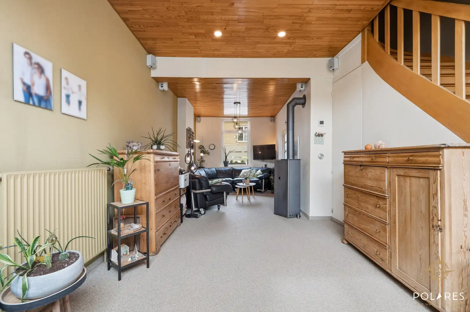 Ruime woning met 4 slaapkamers op toplocatie foto 6