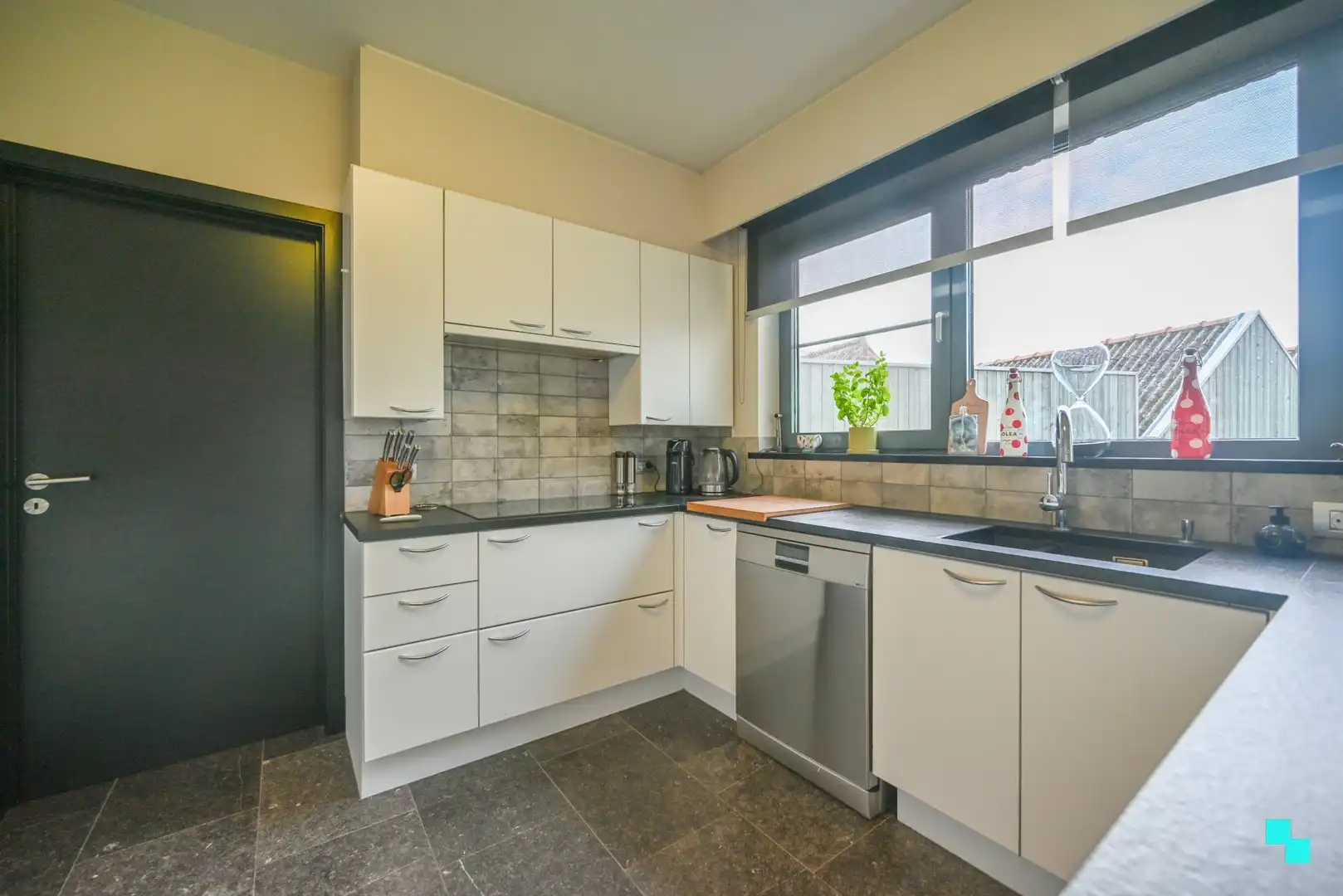 Interessante opbrengsteigendom in Desselgem foto 8