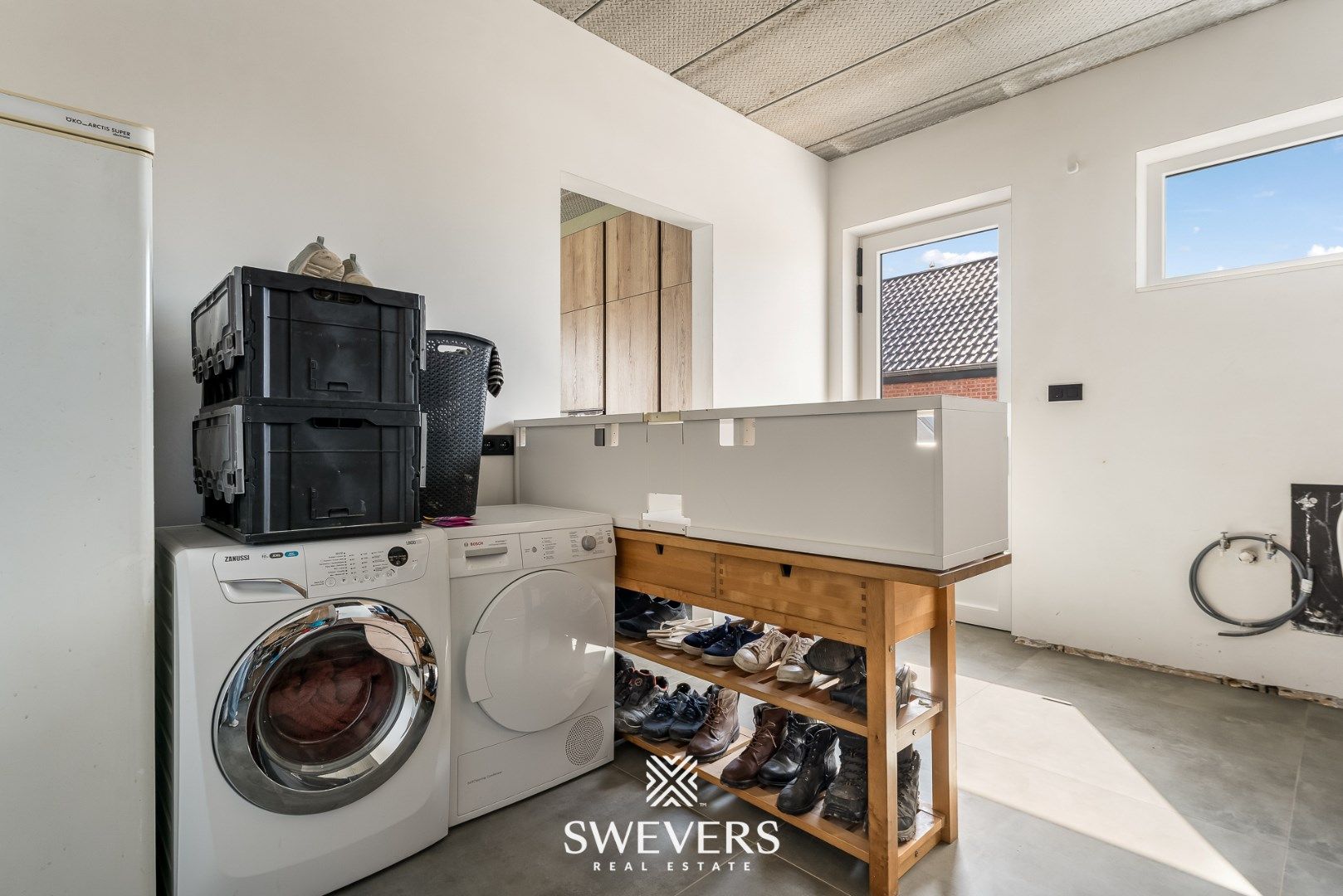 Industrieel chique recent gebouwde woning te Herk-de-Stad  foto 15