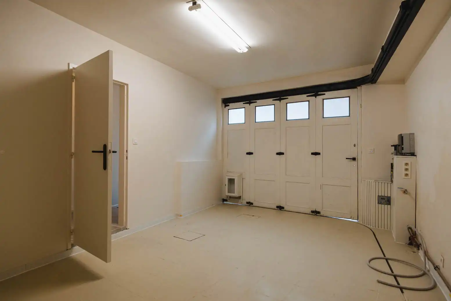 exclusief gerenoveerde herenwoning met garage, zonnige stadstuin en terrassen in het historische hart van Brugge foto 27