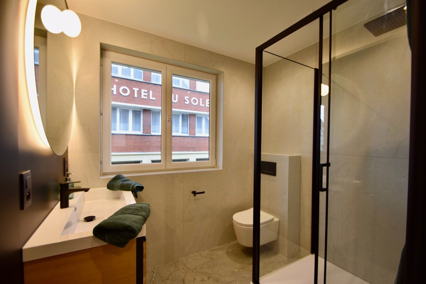 Gerenoveerd appartement met 3 slaapkamers in Duinbergen, vlakbij het strand. foto 18