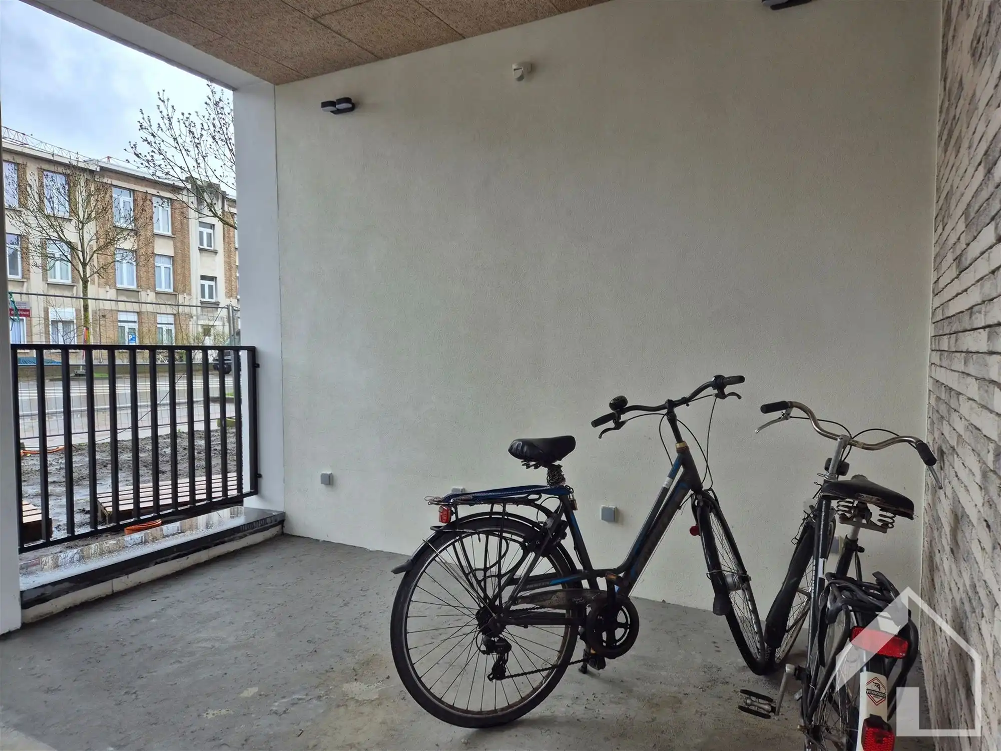 Nieuwbouw appartement op de 3de verdieping met 1 slaapkamer, terras en lift.   foto 19