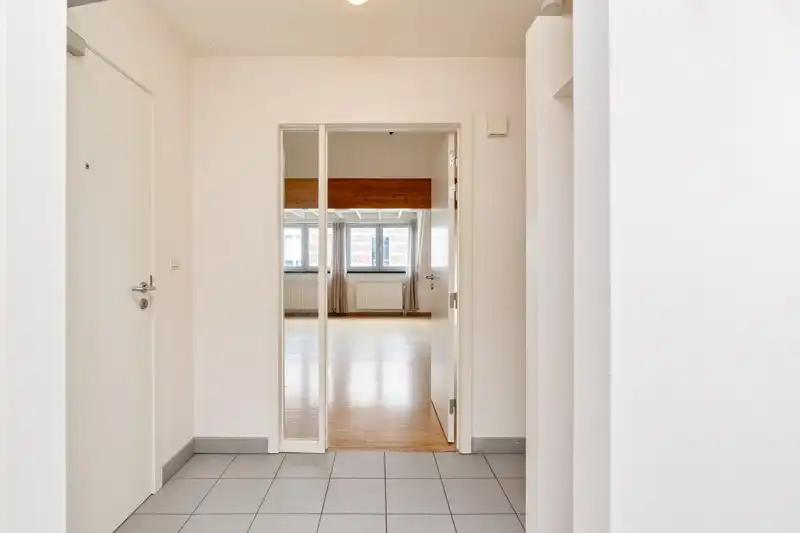 Appartement met 2 slaapkamers, parking en kelderberging in het centrum van Diest foto 6