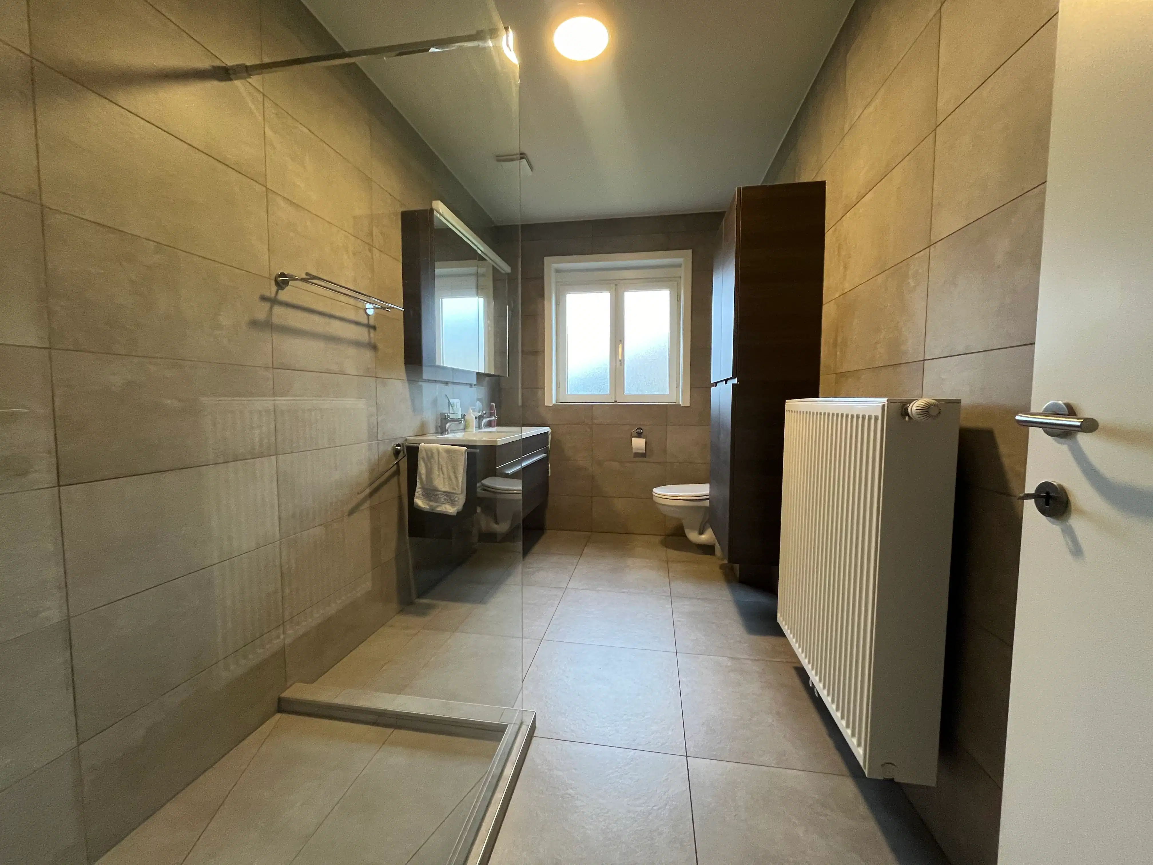 BUNGALOW MET DRIE SLAAPKAMERS EN GARAGE foto 7