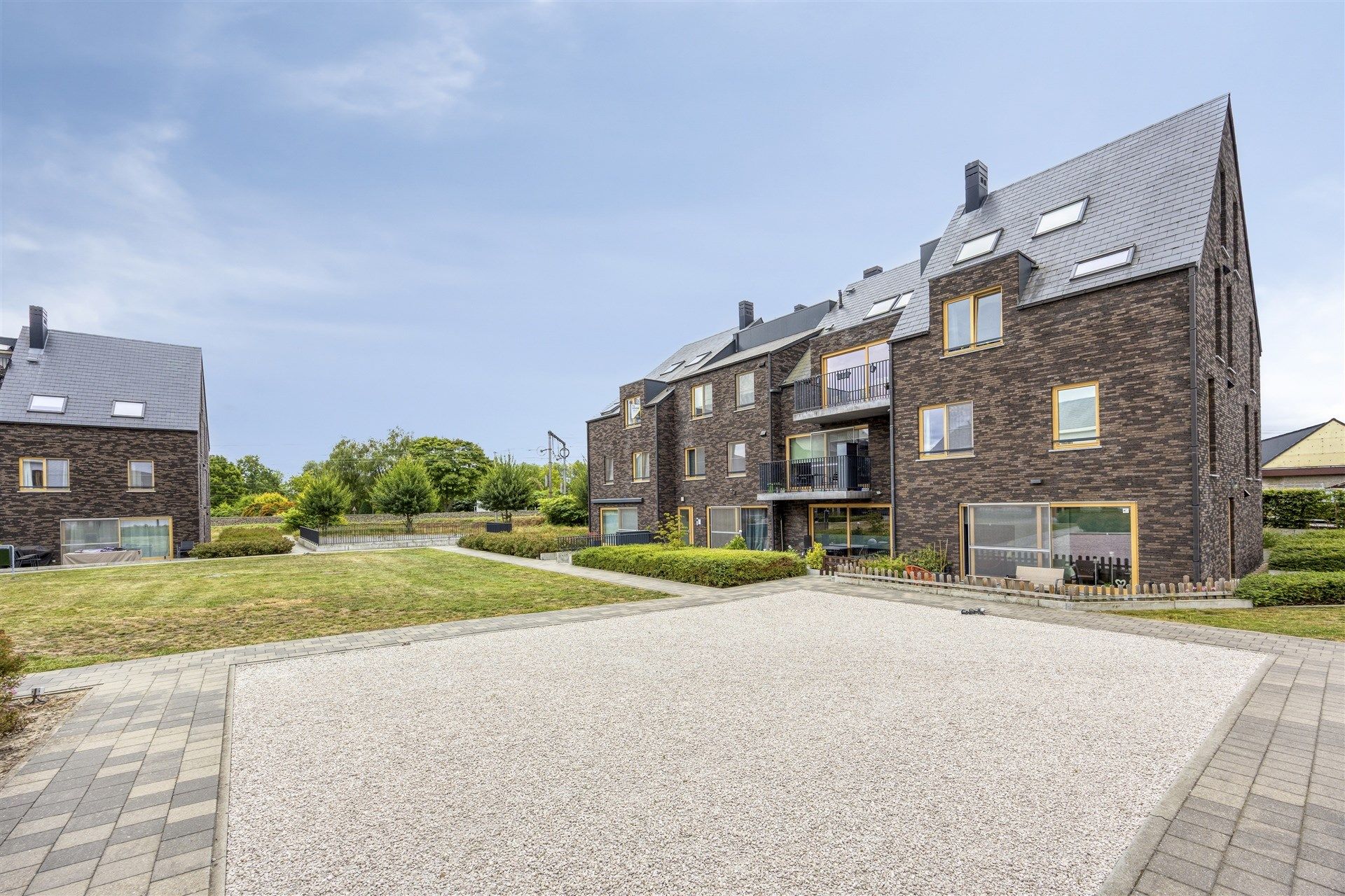 Modern 2-Slaapkamer Appartement te koop in Wetteren foto 16