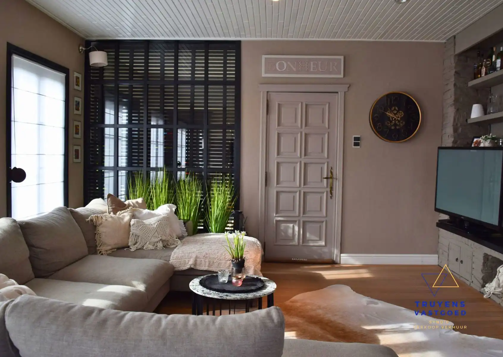 Villa te koop foto 8