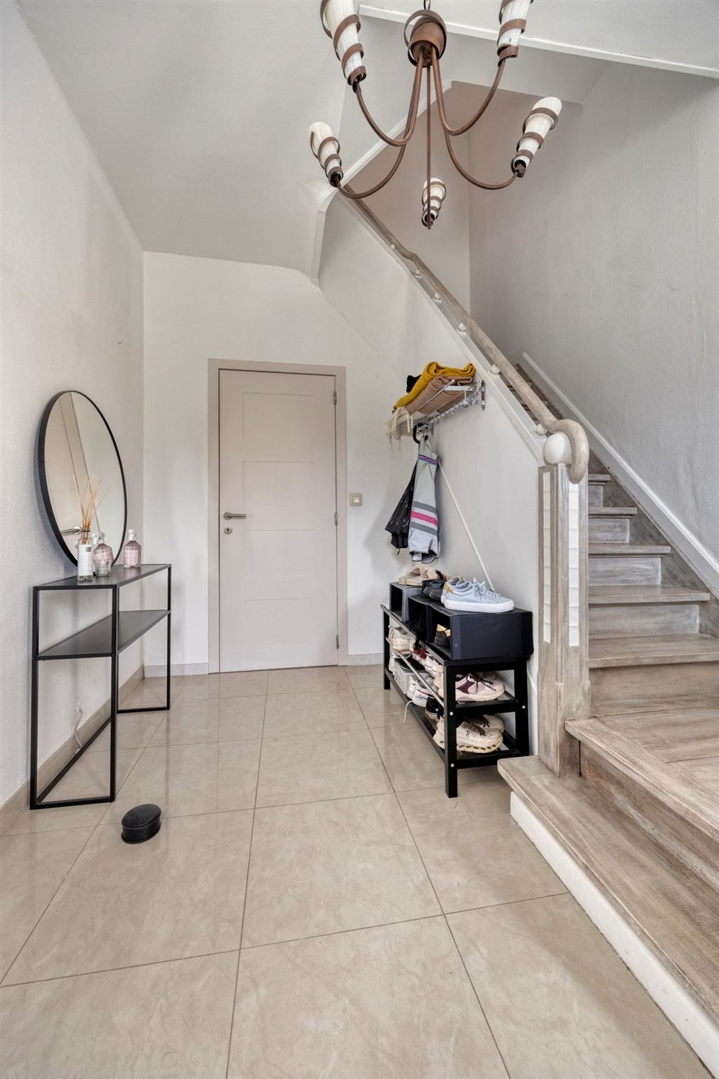 Zeer ruime, instapklare woning nabij centrum Aarschot! foto 2