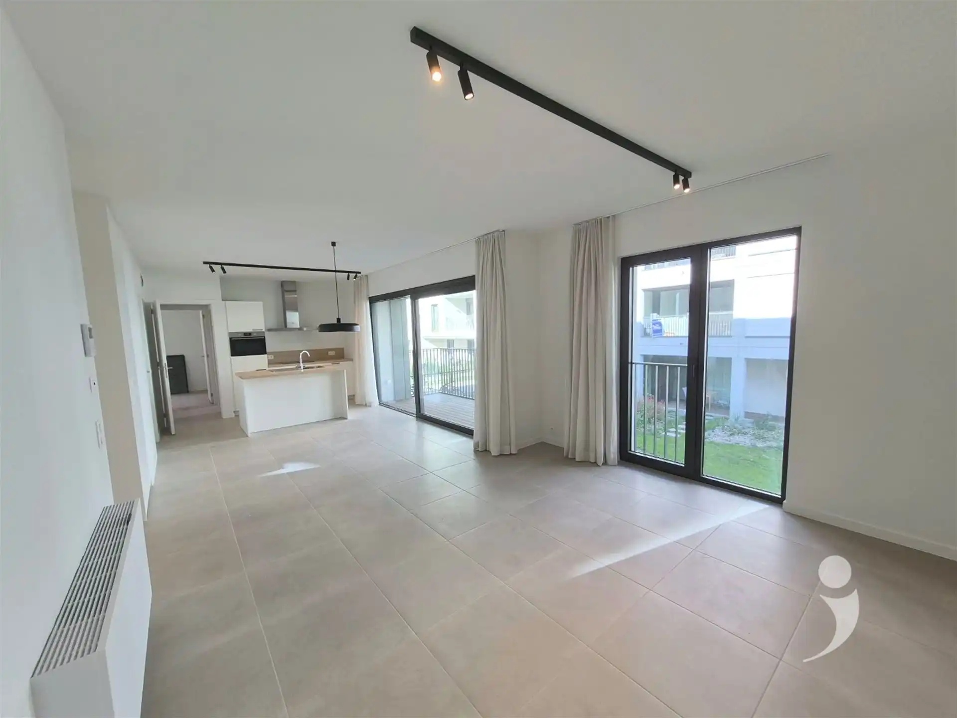 Nieuwbouw appartement foto {{pictureIndex}}
