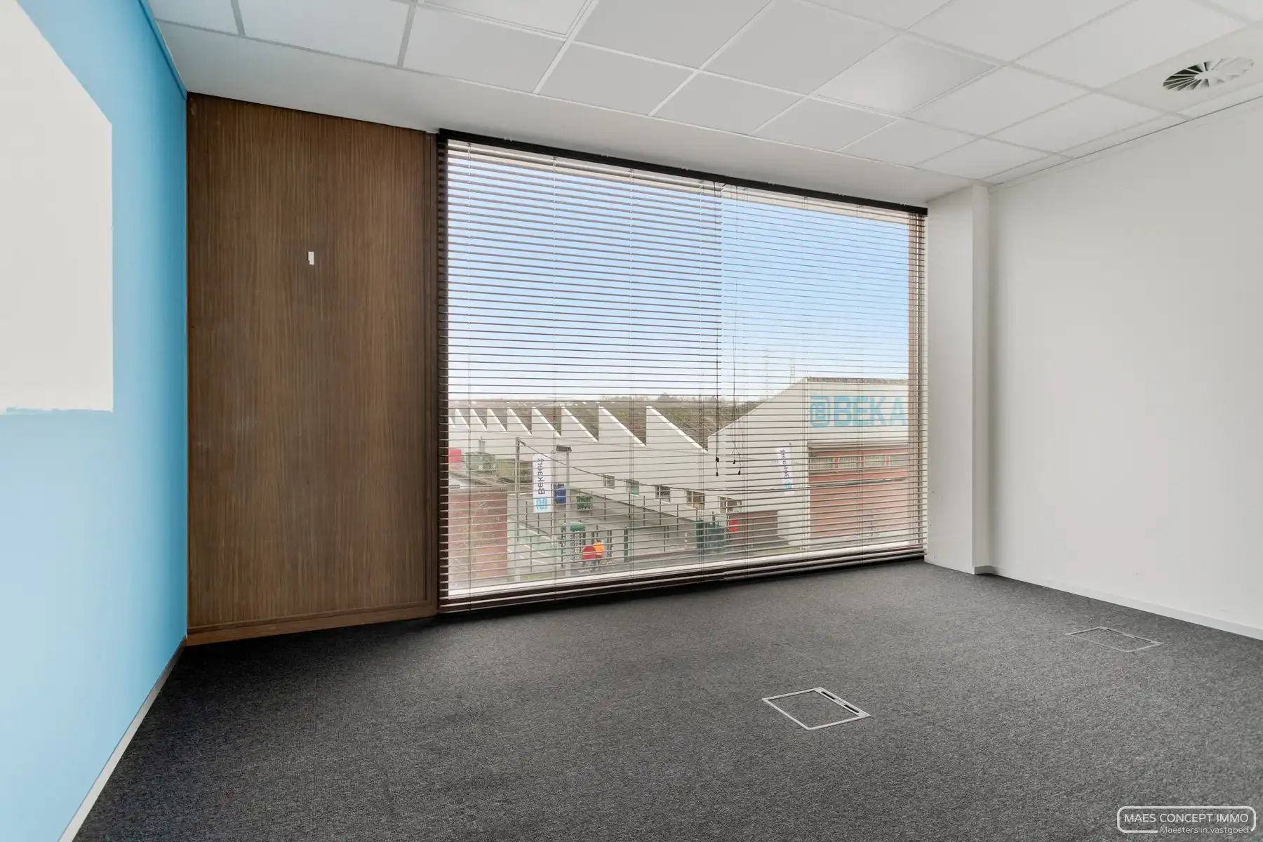 Kantoorruimte 273 m2  te koop vlakbij bij E17 te Zwevegem foto 6