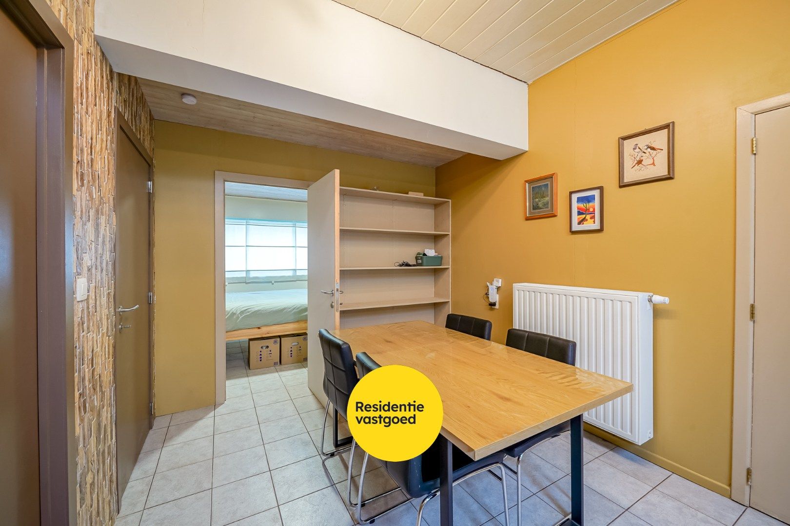 Instapklare woning met garage en tuin te Bredene foto 10