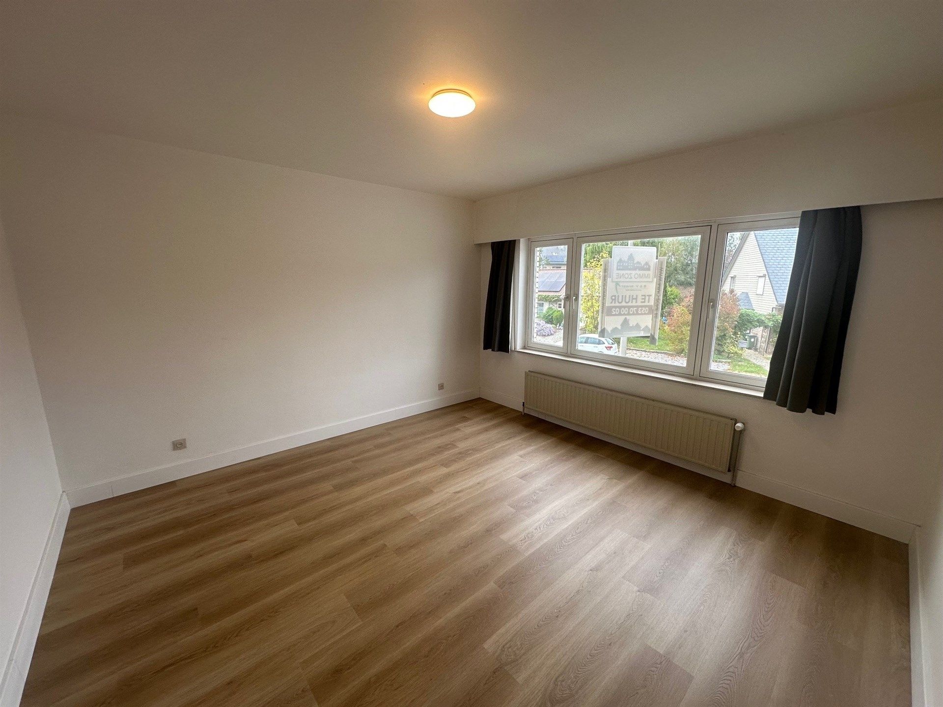 Ruime woning met 3 slaapkamers, garage en tuin foto 11