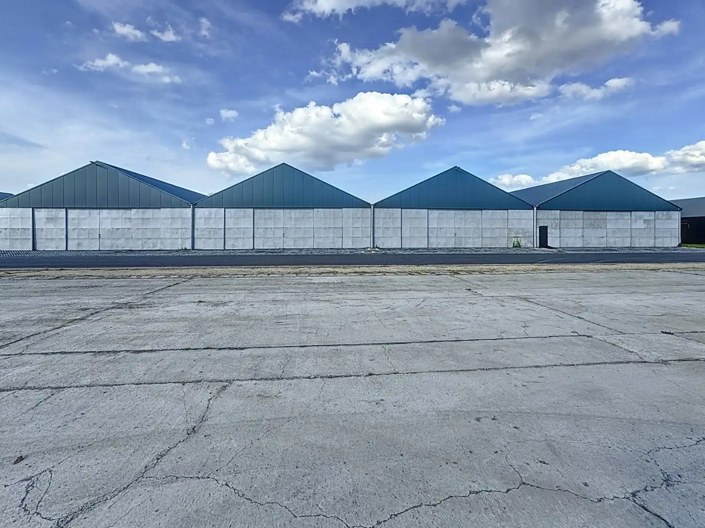 Compartimenteerbare loods van 2.300m² op 56 are! foto 16