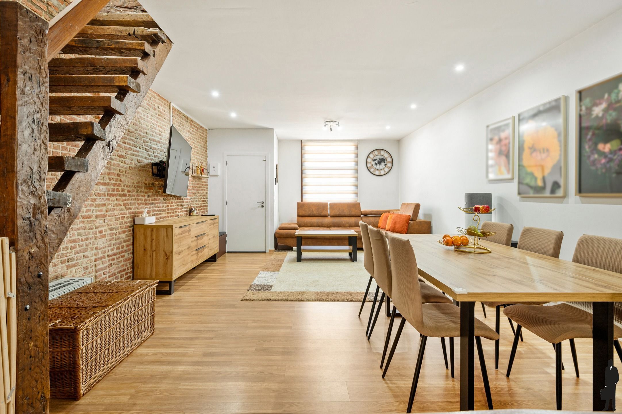 Instapklare rijwoning in het centrum van 's Gravenwezel. foto 5