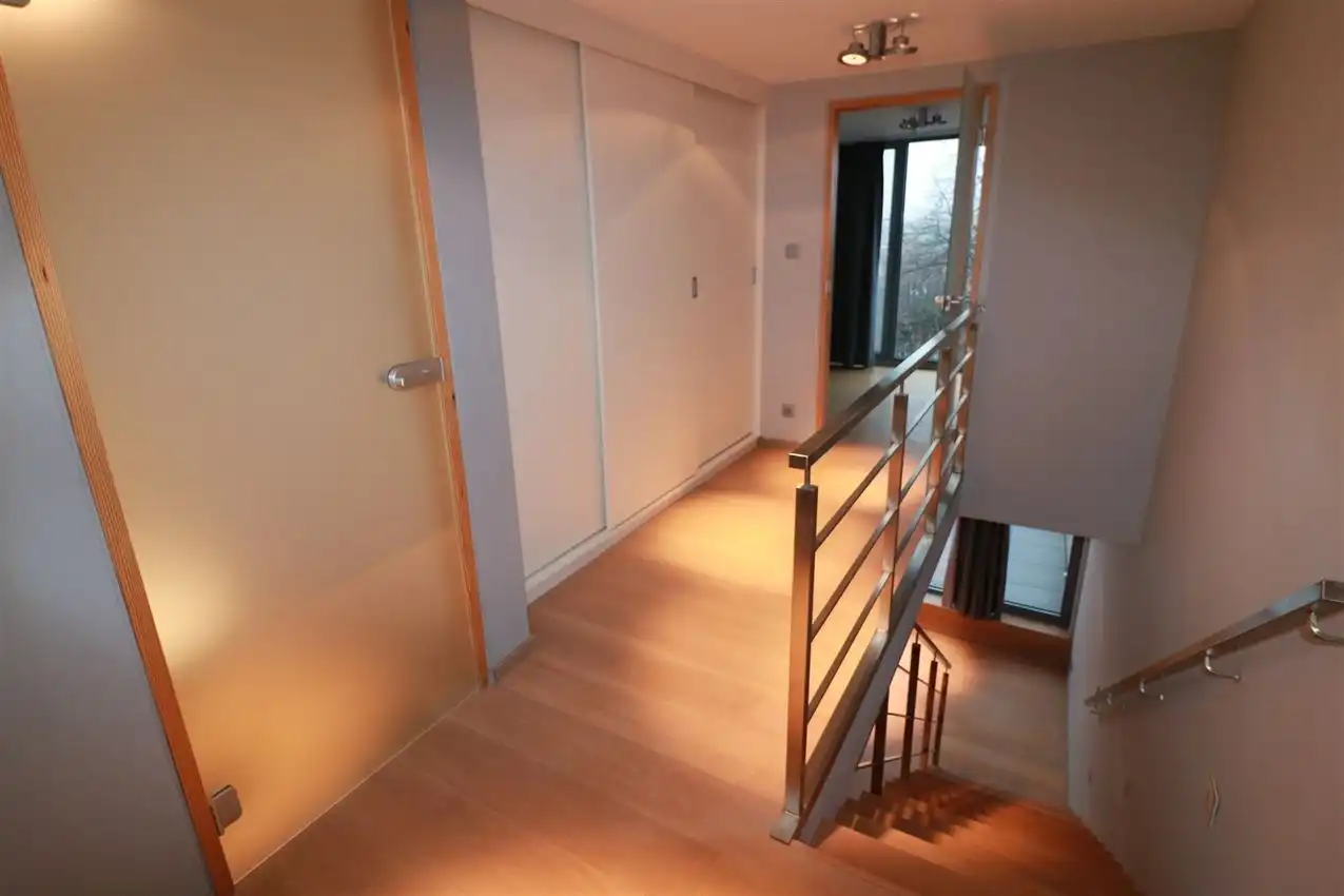 Moderne stadswoning met groot dakterras te midden van centrum foto 21