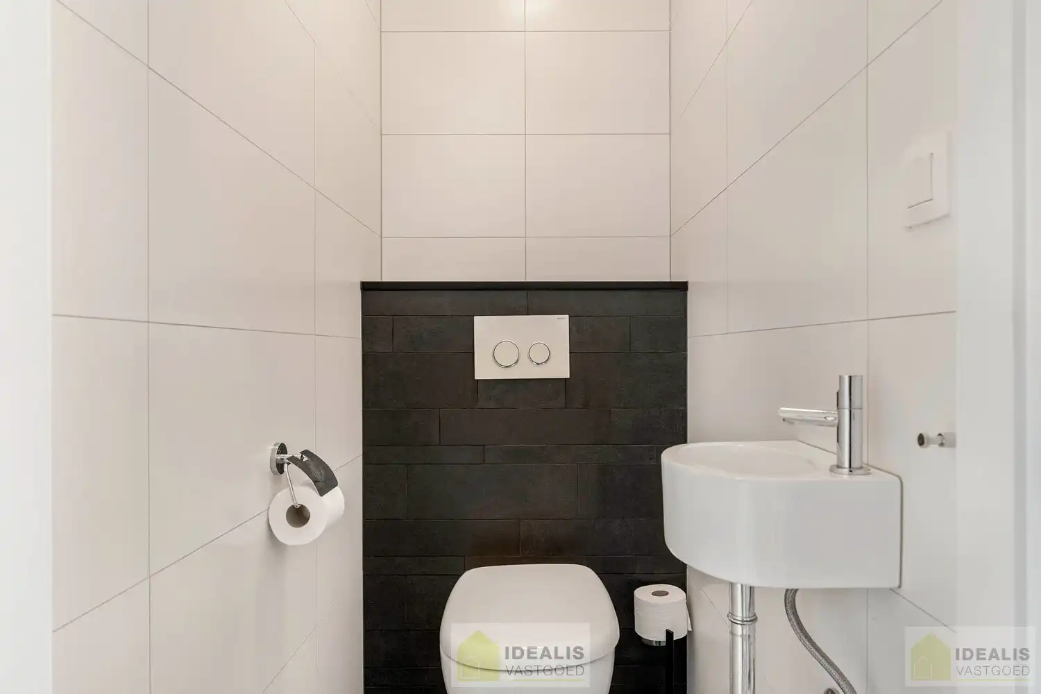 IDEALIS VASTGOED - PRACHTIG GERENOVEERD DUPLEXAPPARTEMENT IN HARTJE HAMONT! foto 42