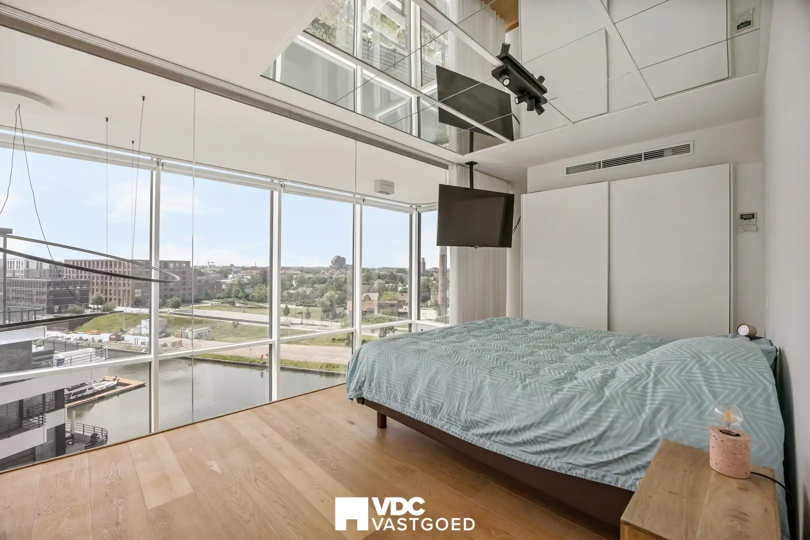 Exclusief duplex-penthouse met panoramisch zwembad – Zuidzicht Hasselt foto 34