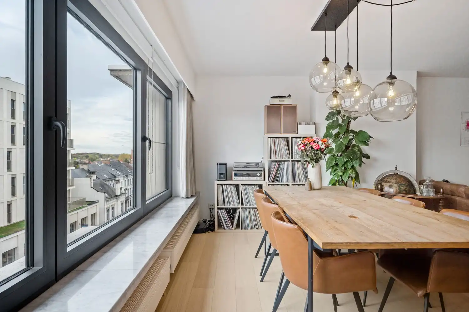 Gerenoveerd app. met 2 slpkrs op toplocatie in hartje Mechelen foto 2