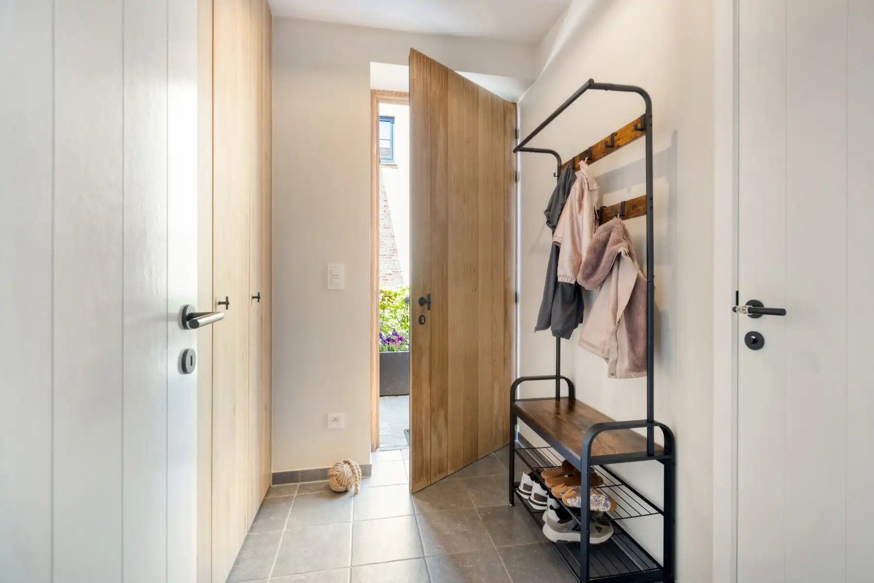 Moderne woning met 3 slaapkamers. foto 4