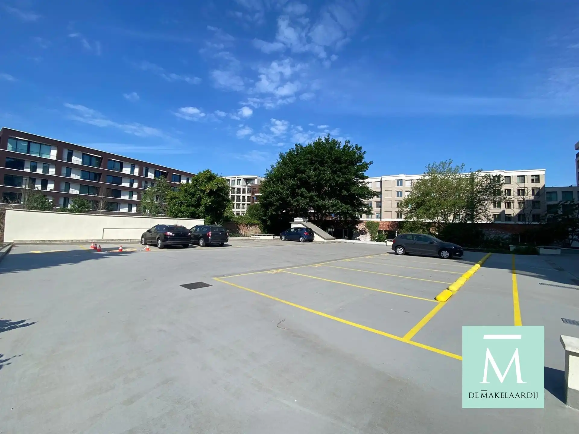 Meerdere autostaanplaatsen op toplocatie in Mechelen Residentie Jef Denyn foto 2