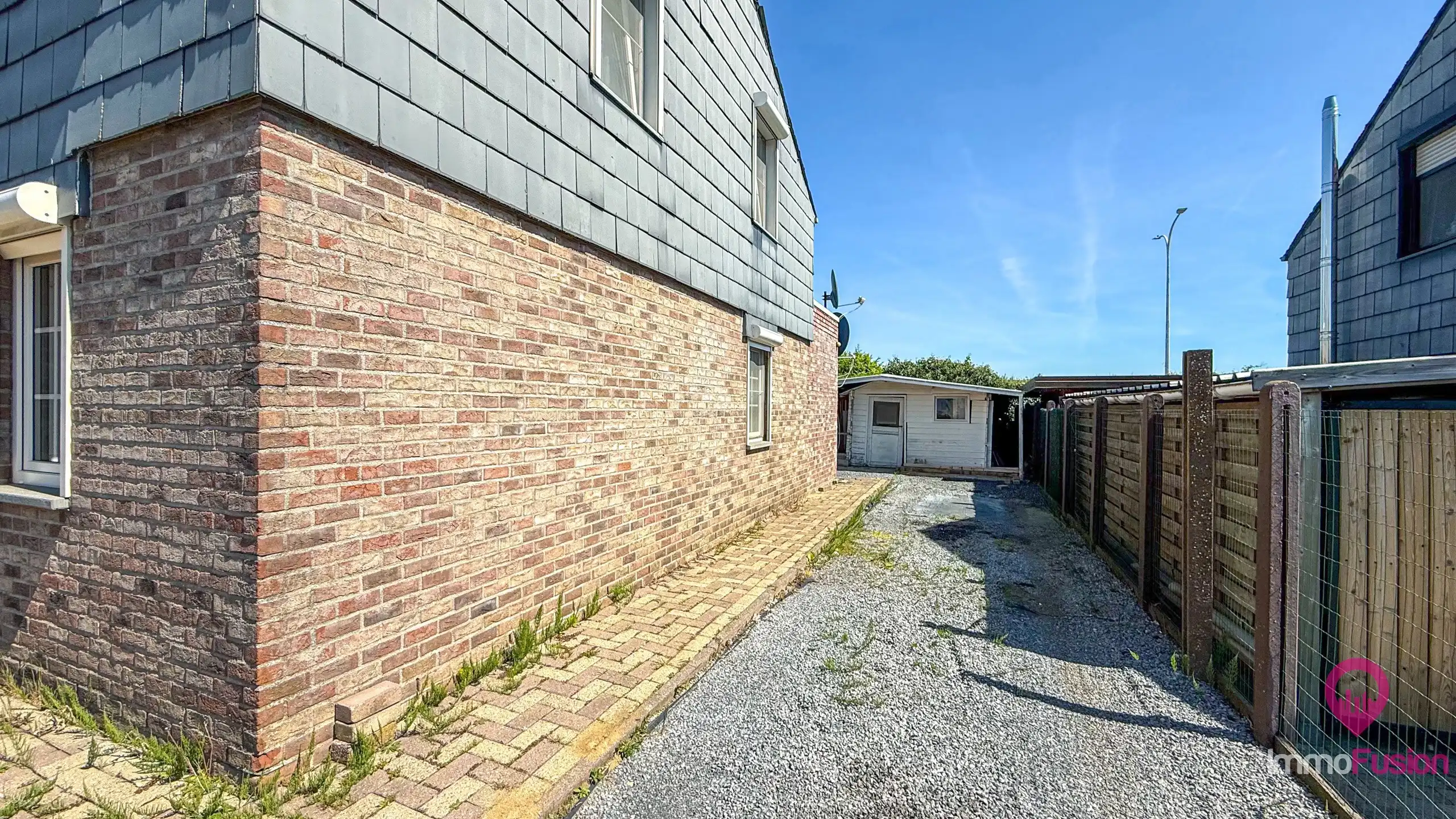 Instapklare gezinswoning met 3 slpk op toplocatie in HH foto 33