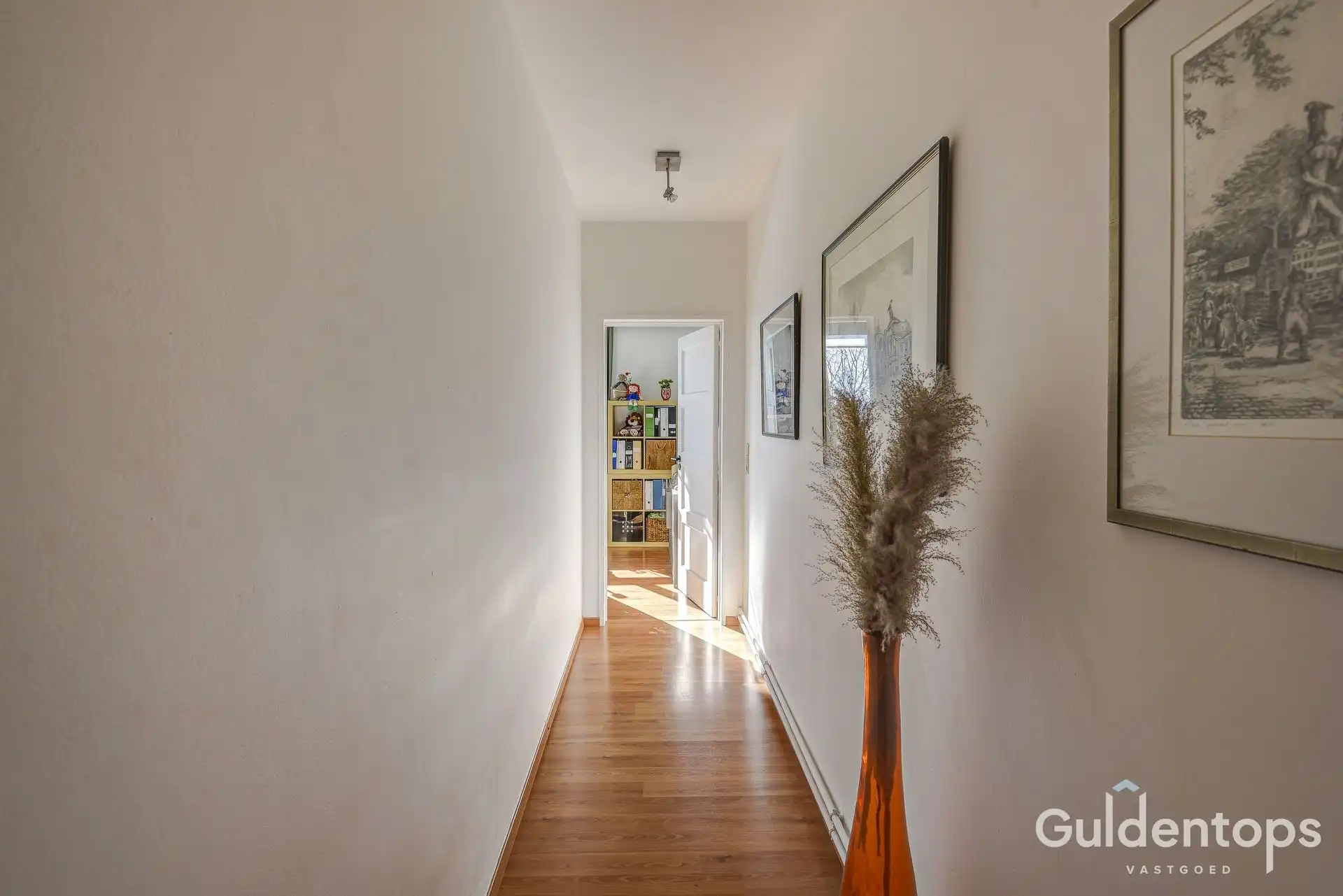 Ruim instapklaar appartement 125 m²  3 slaapkamers en airco foto 17