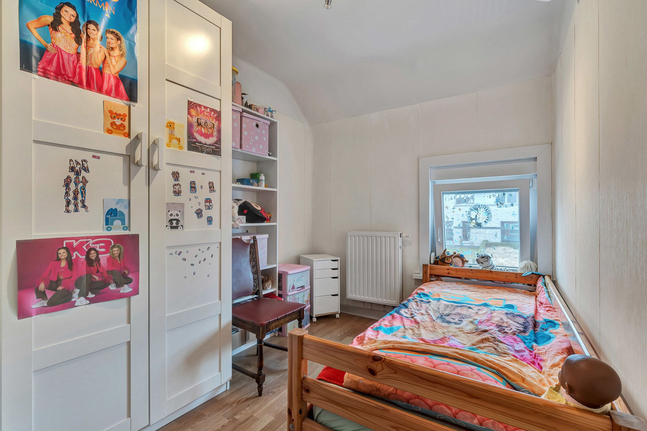Instapklare gesloten woning met achteruitweg en garage  foto 11