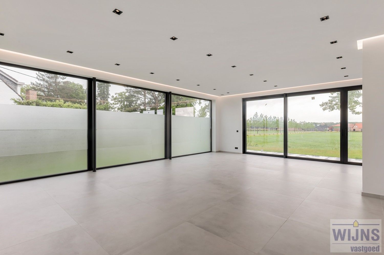 ZEER RUIME NIEUWBOUW OPEN BEBOUWING MET PRACHTIG VERZICHT OVER WEILANDEN foto 10