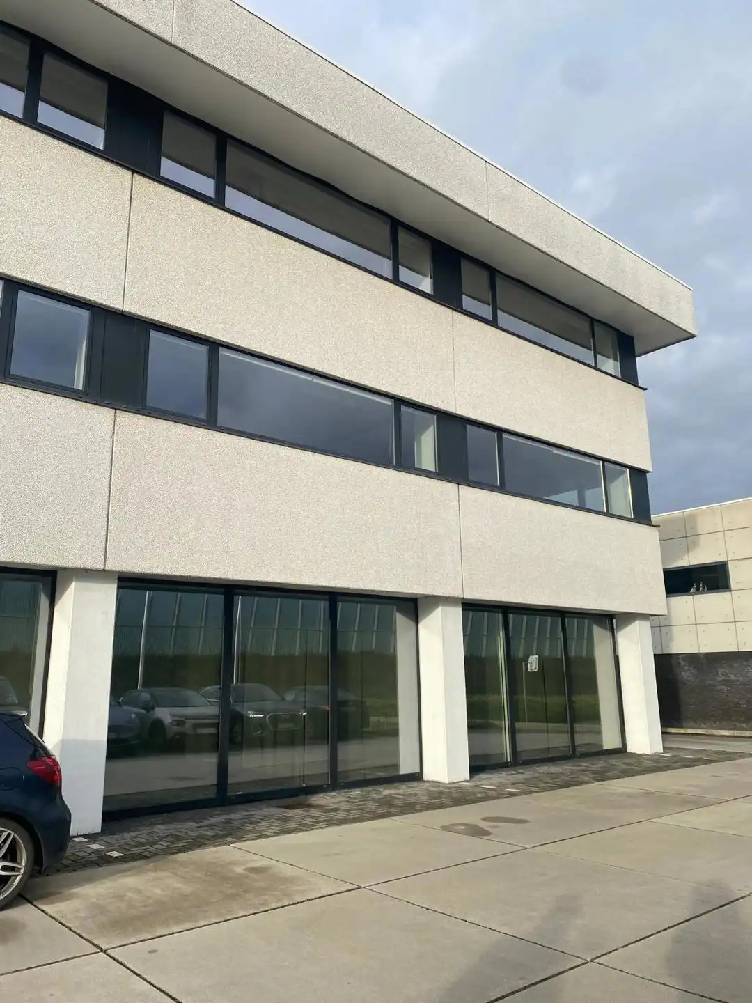 Kantoorruimte van 190 m² op toplocatie Westpoort Zwijndrecht foto 10