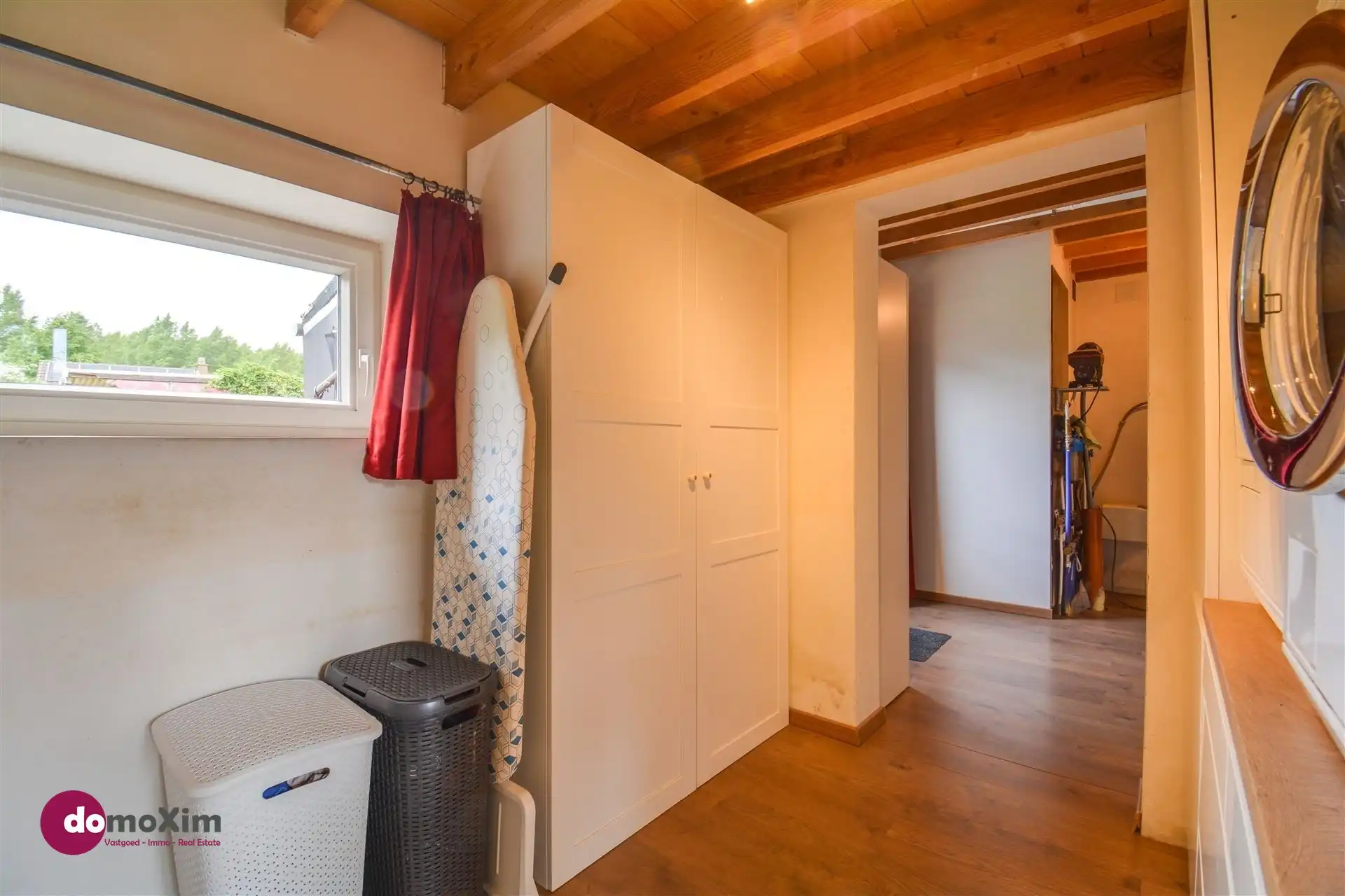 Recent gerenoveerde gezinswoning met zonnige tuin in hartje Schiplaken foto 10