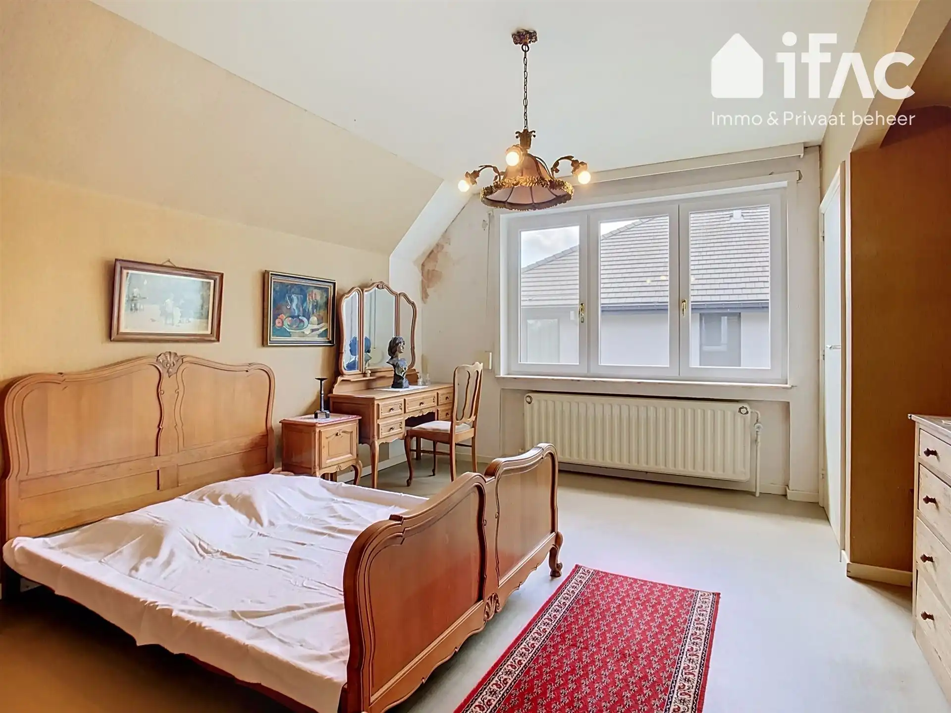 Huis met 3 slaapkamers en leuke tuin in rustige straat foto 12