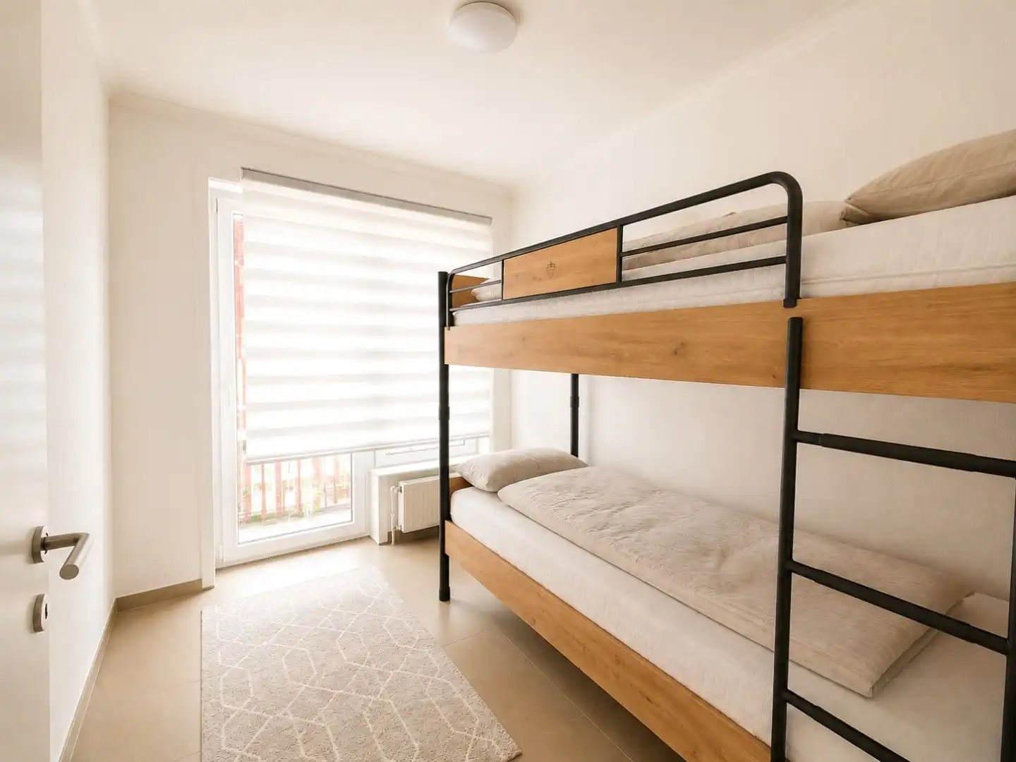 Residentie “Klokkegalm” – opbrengsteigendom met 3 appartementen en 3 garages foto 9