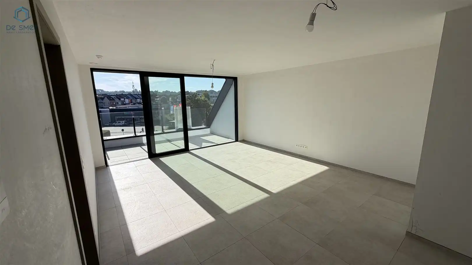 INSTAPKLAAR DAKAPPARTEMENT MET 2 SLAAPKAMERS, ZONNEPANELEN & MOGELIJKHEID TOT EXTRA RUIMTE foto 11