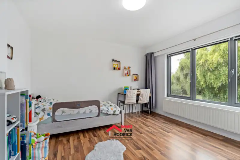Totaal vernieuwde instapklare woning OB - Lokeren Heieinde. foto 12