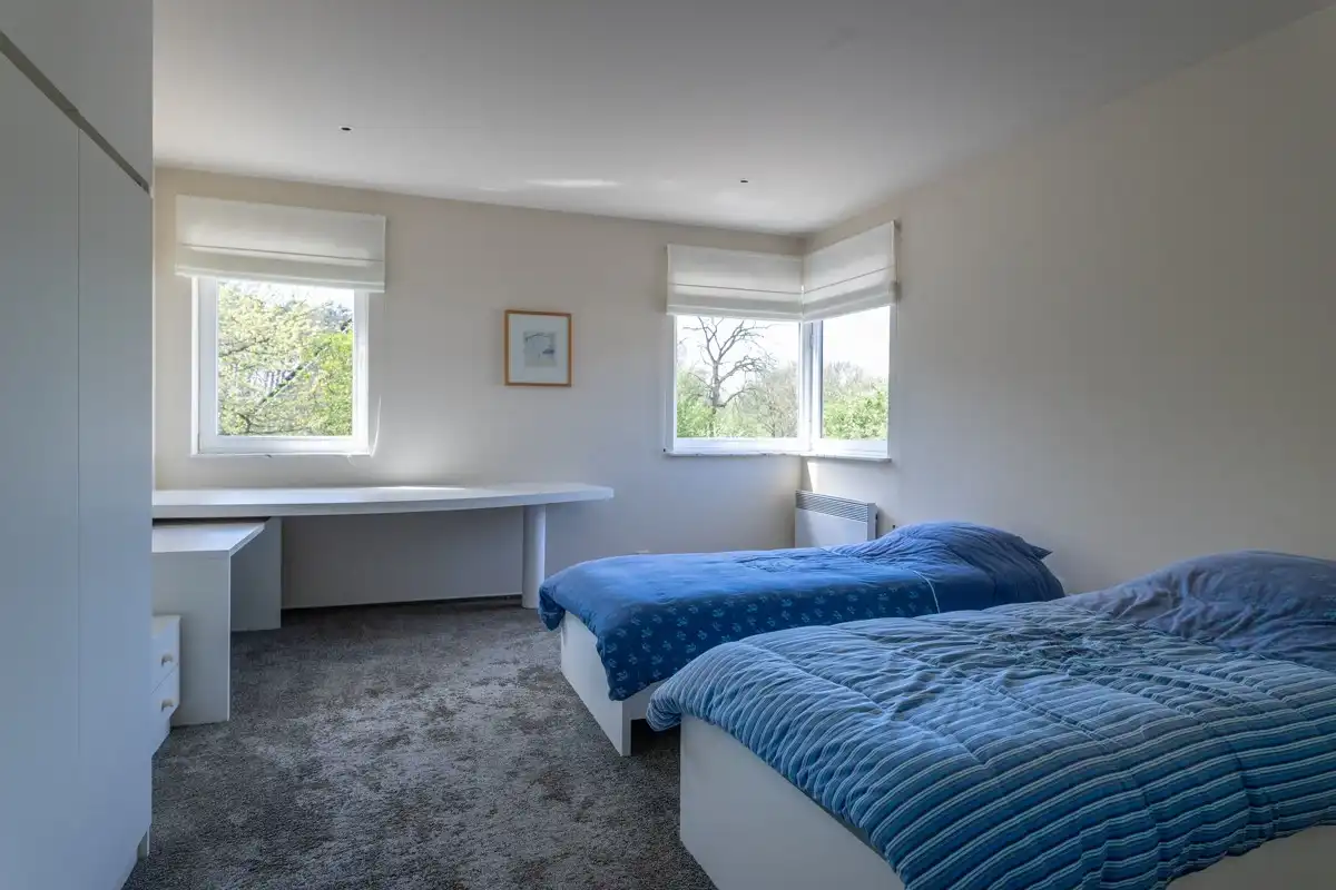 Architecturale villa op 3451 m² met 5 slaapkamers omgeven door natuur. foto 20