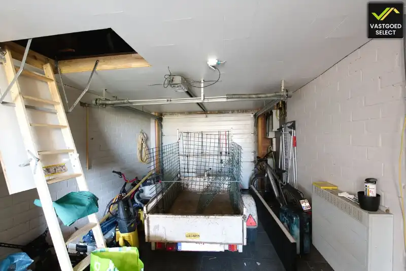 Halfopen bebouwing met 3 slaapkamers op 1358 m2, terras en ruime tuin te Adegem foto 13