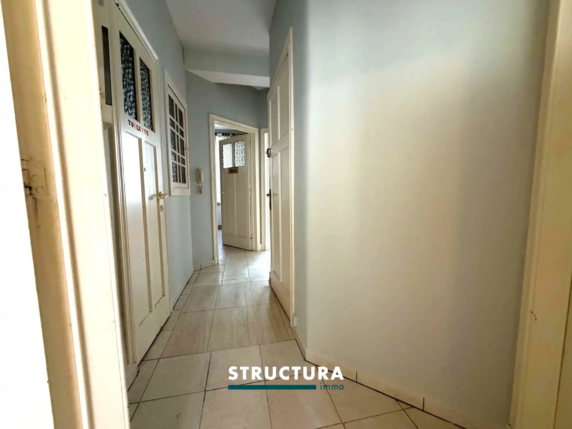 1-slaapkamerappartement te huur te Sint-Gillis. foto 7
