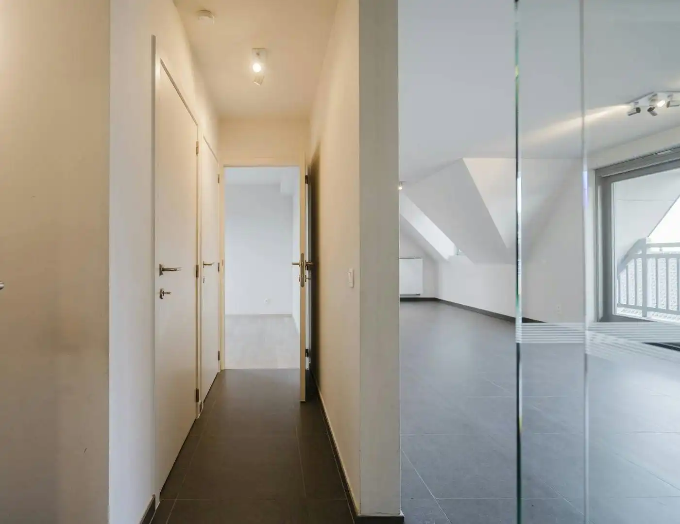 2-slaapkamerappartement te koop in Harelbeke foto 10