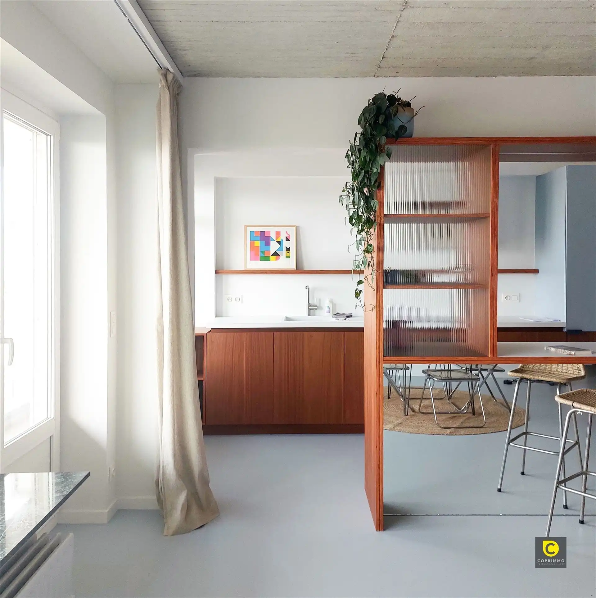 Architecturaal pareltje met 2 slpks en terras! foto 2