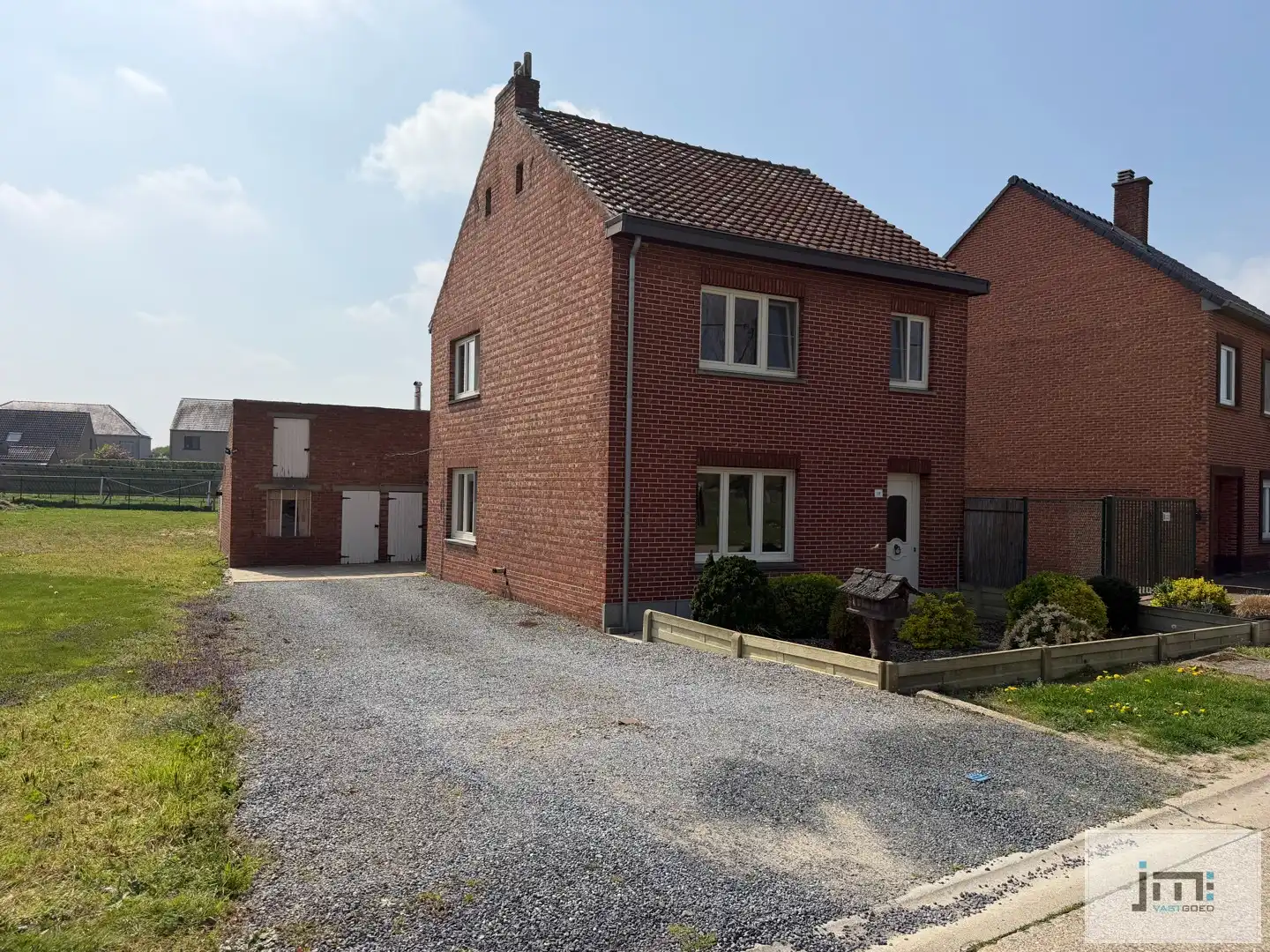 Hoofdfoto van de publicatie: Rustig gelegen halfopen woning