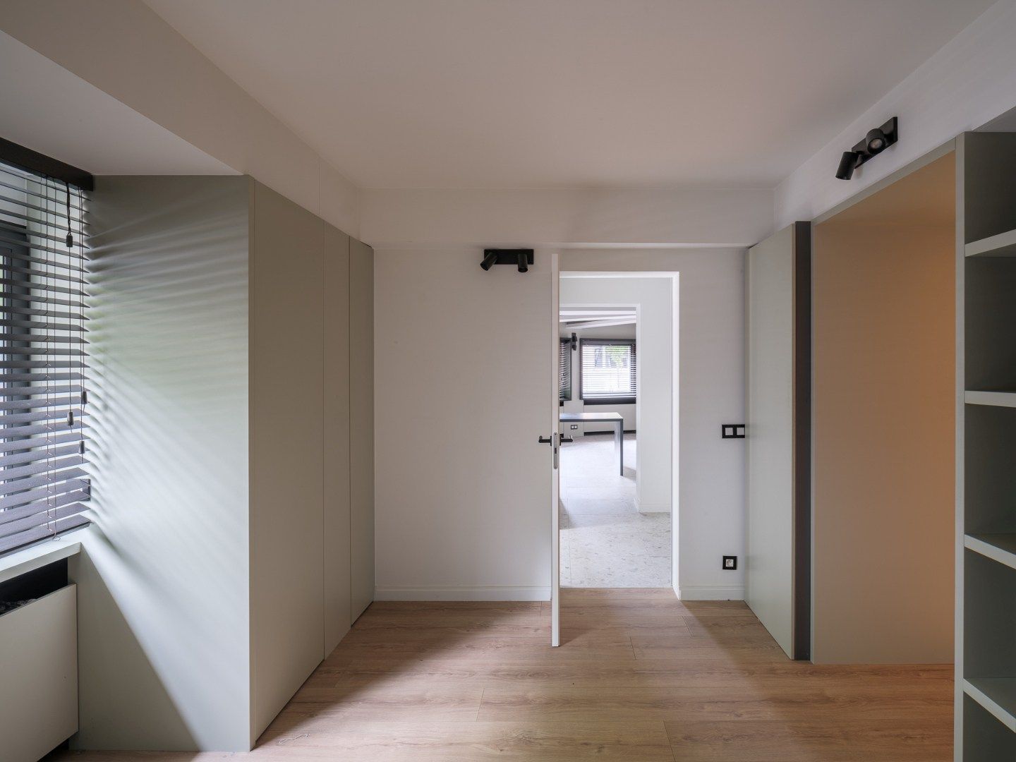 Exclusief hoekappartement met zicht op het Citadelpark foto 9