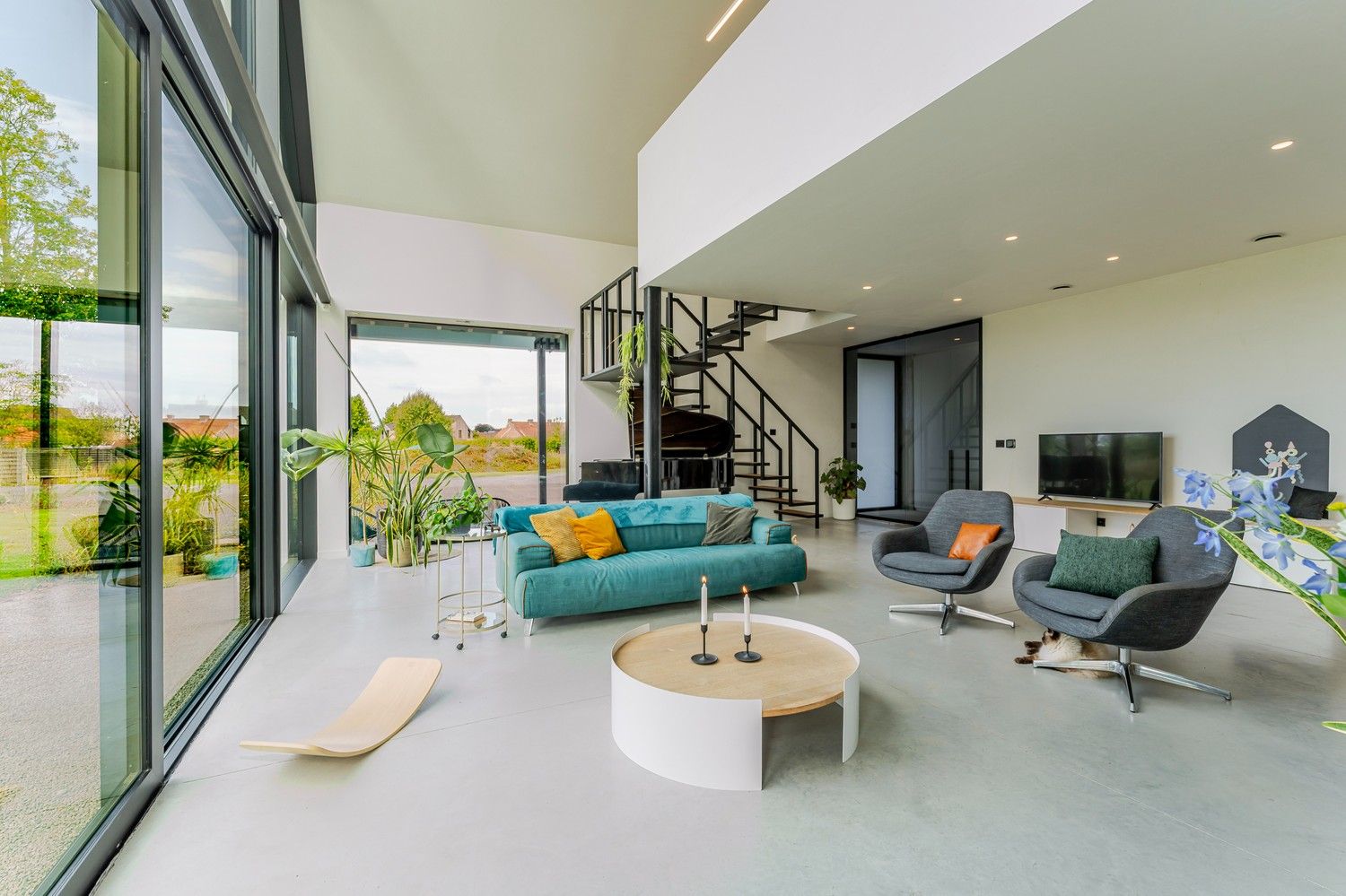 Moderne villa met bijgebouw op unieke landelijke ligging in centrum Zwevezele foto 4