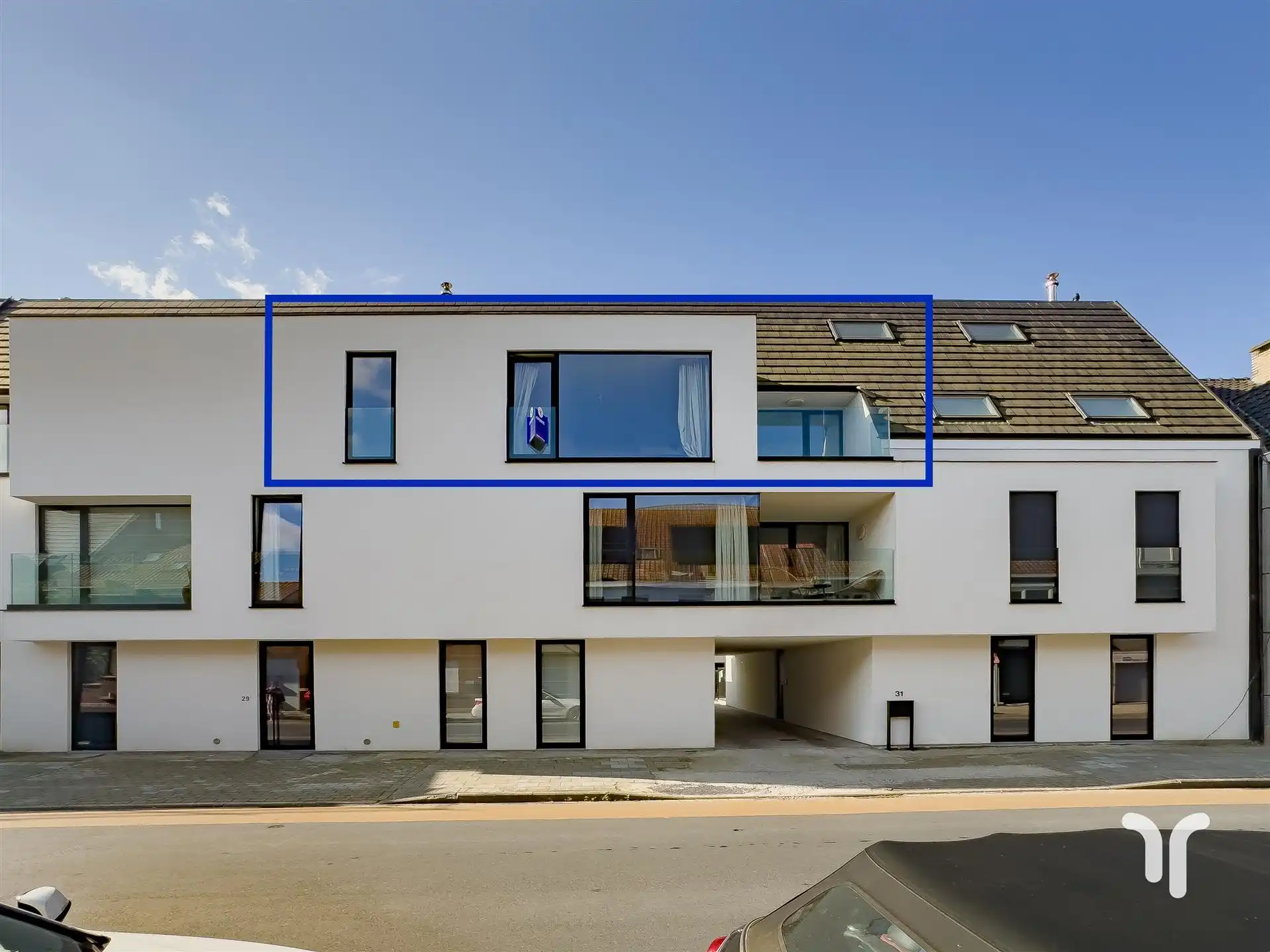 Centraal gelegen nieuwbouw appartement. foto {{pictureIndex}}