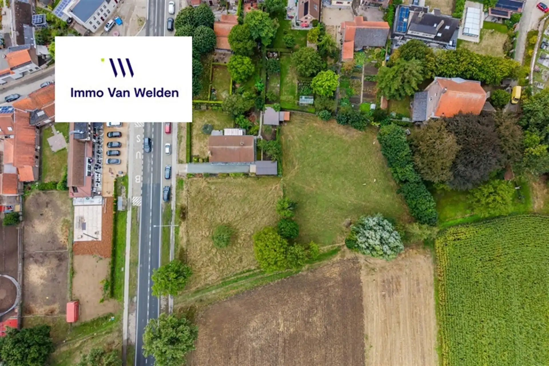 Vrijstaande woning met uitzonderlijk ruim perceel en landelijk uitzicht foto 32