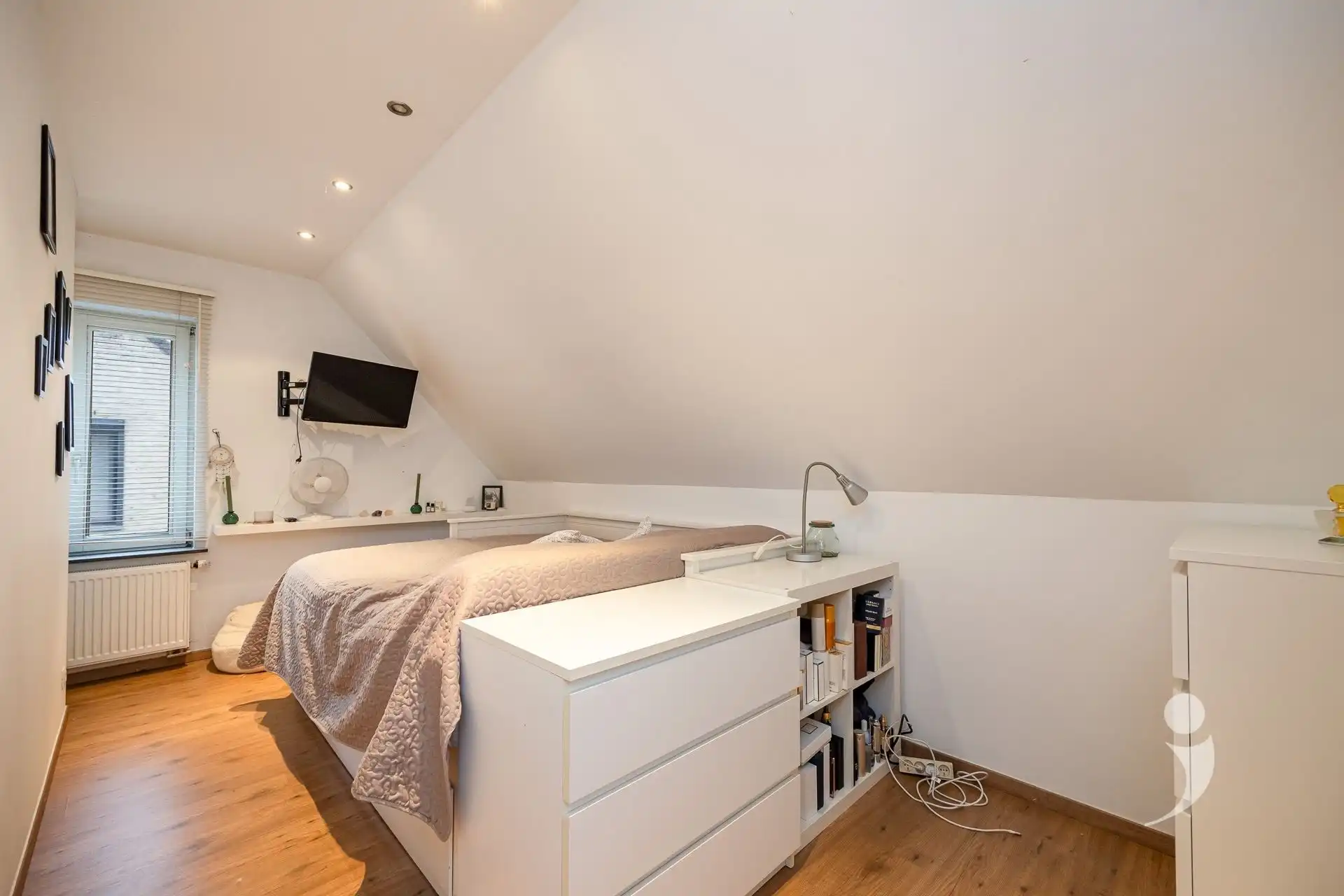 Energiezuinige woning met zwembad op uitstekende locatie in Schiplaken foto 21