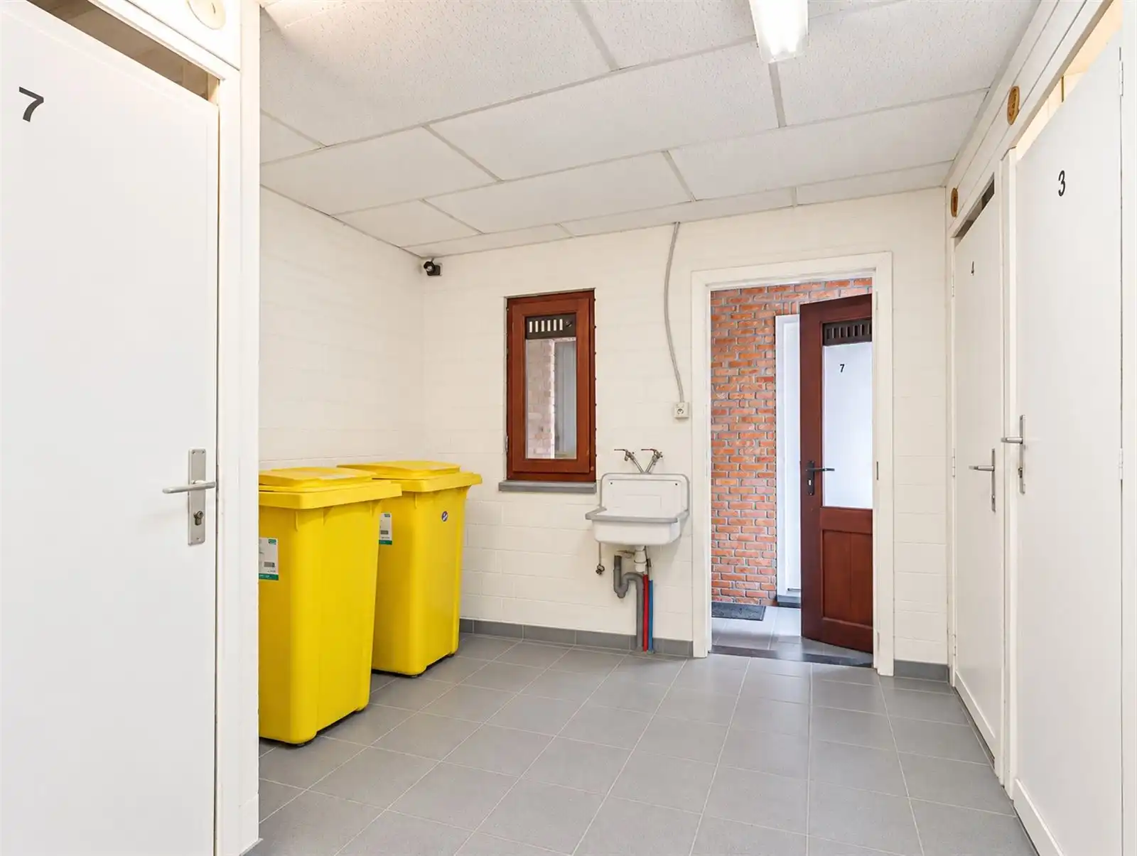 Appartementsgebouw foto 6