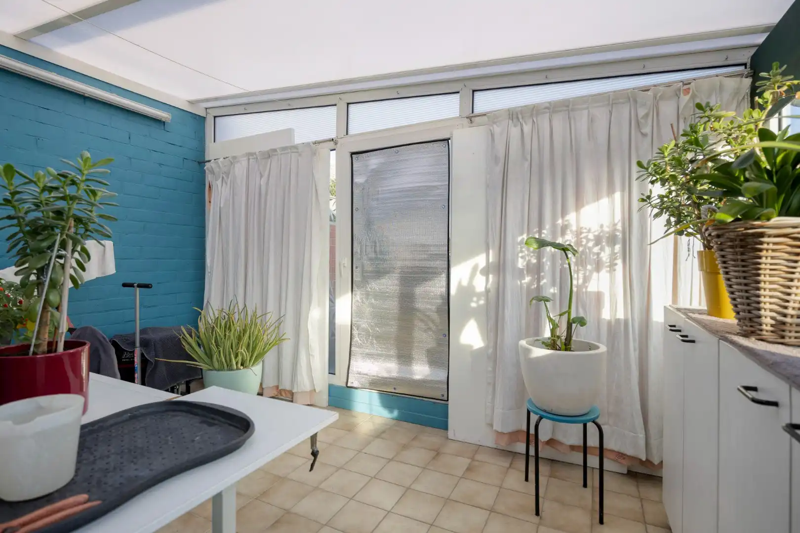 Ruim ingedeelde woning met o.a. 4 slpks op een rustig gelegen perceel van 1.069 m². foto 25